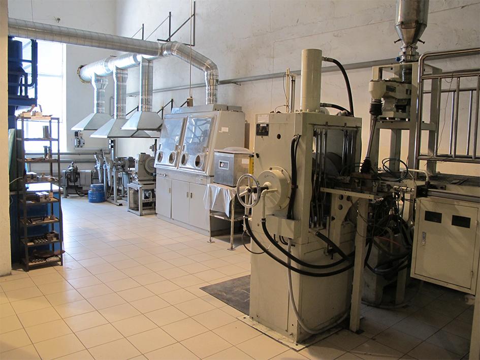 Achat d'équipements et démarrage de la production d'aimants (REM) sur le territoire de l'usine de verre