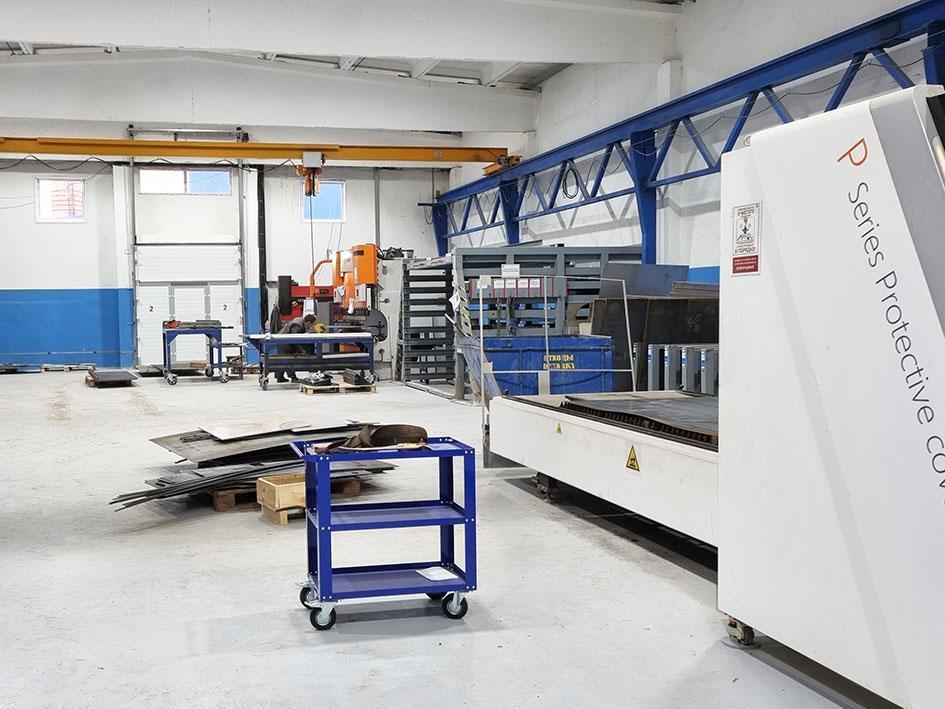 The new manufacturing facility is equipped with saw cutting, laser cutting and bending sections