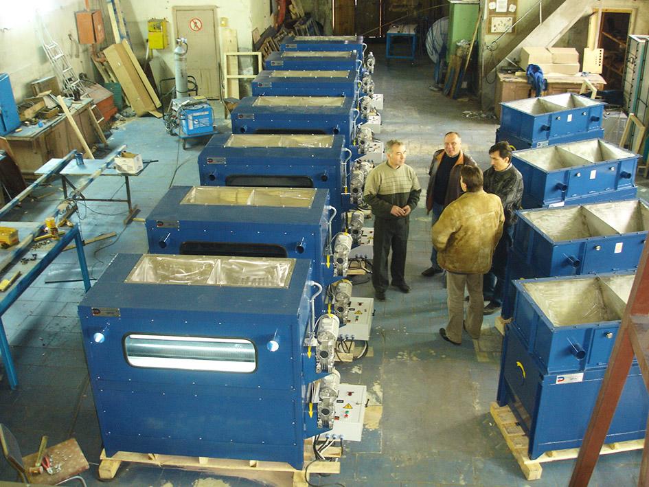 Magnetic separator type ERGA SMVI for beneficiation of hematite concentrate was produced